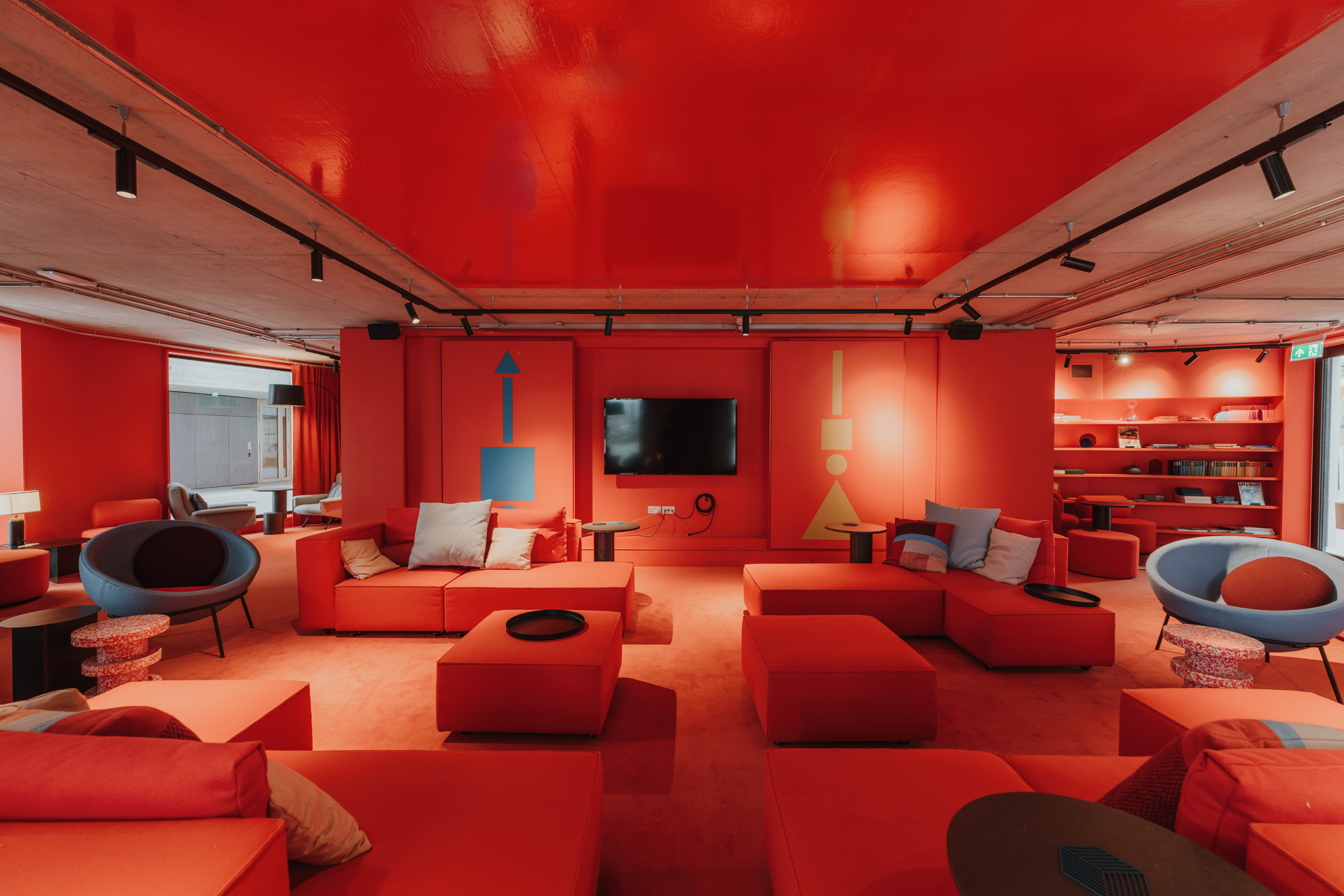 Salon - rfetkbnpz5o.jpg