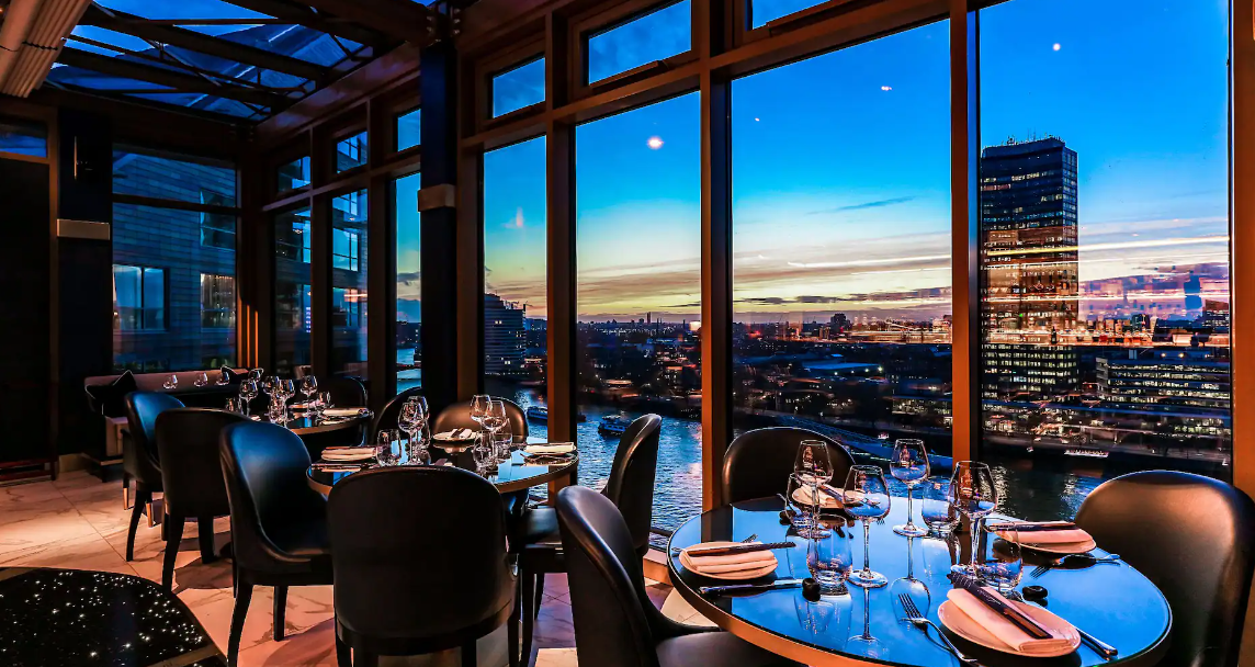 POTUS Bar sunset skyline view, upscale corporate dinner and client reception venue in London.