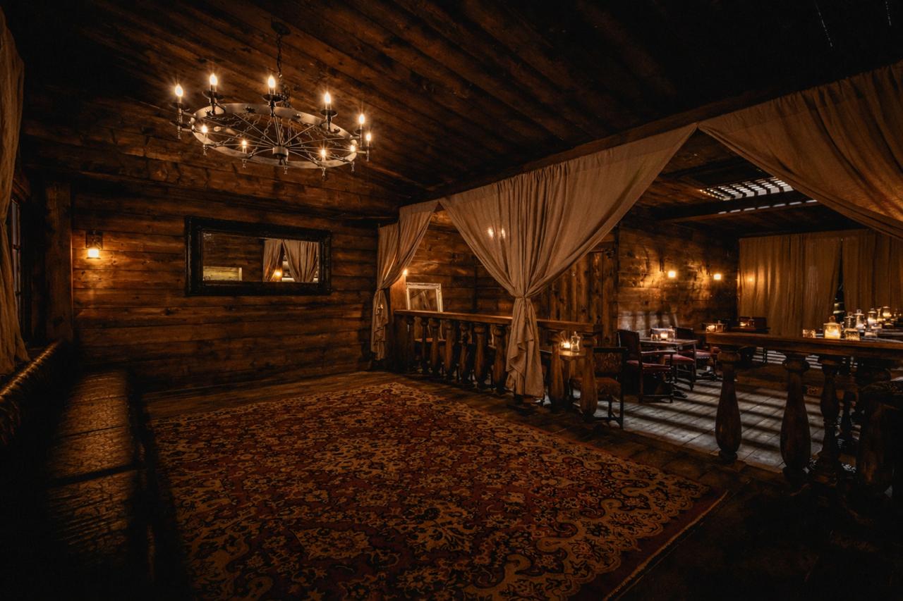 Captain's Quarters - 695db776-6c6e-43ec-8e77-9da06e1a9a6a.jpeg