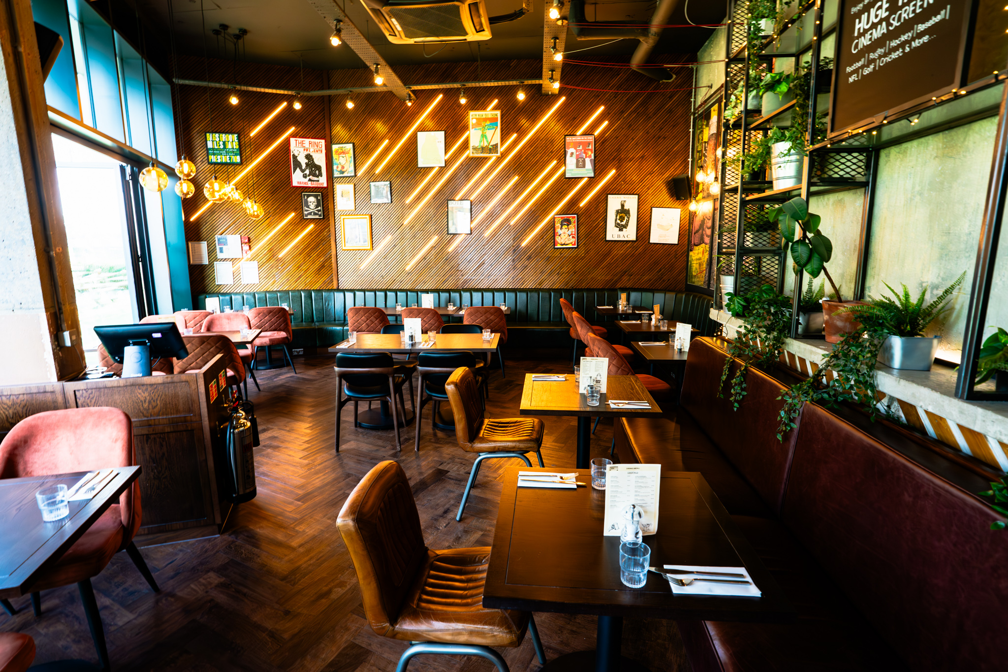 Dining Area - f0cc027c-5622-4cab-97a6-748164951327.JPG