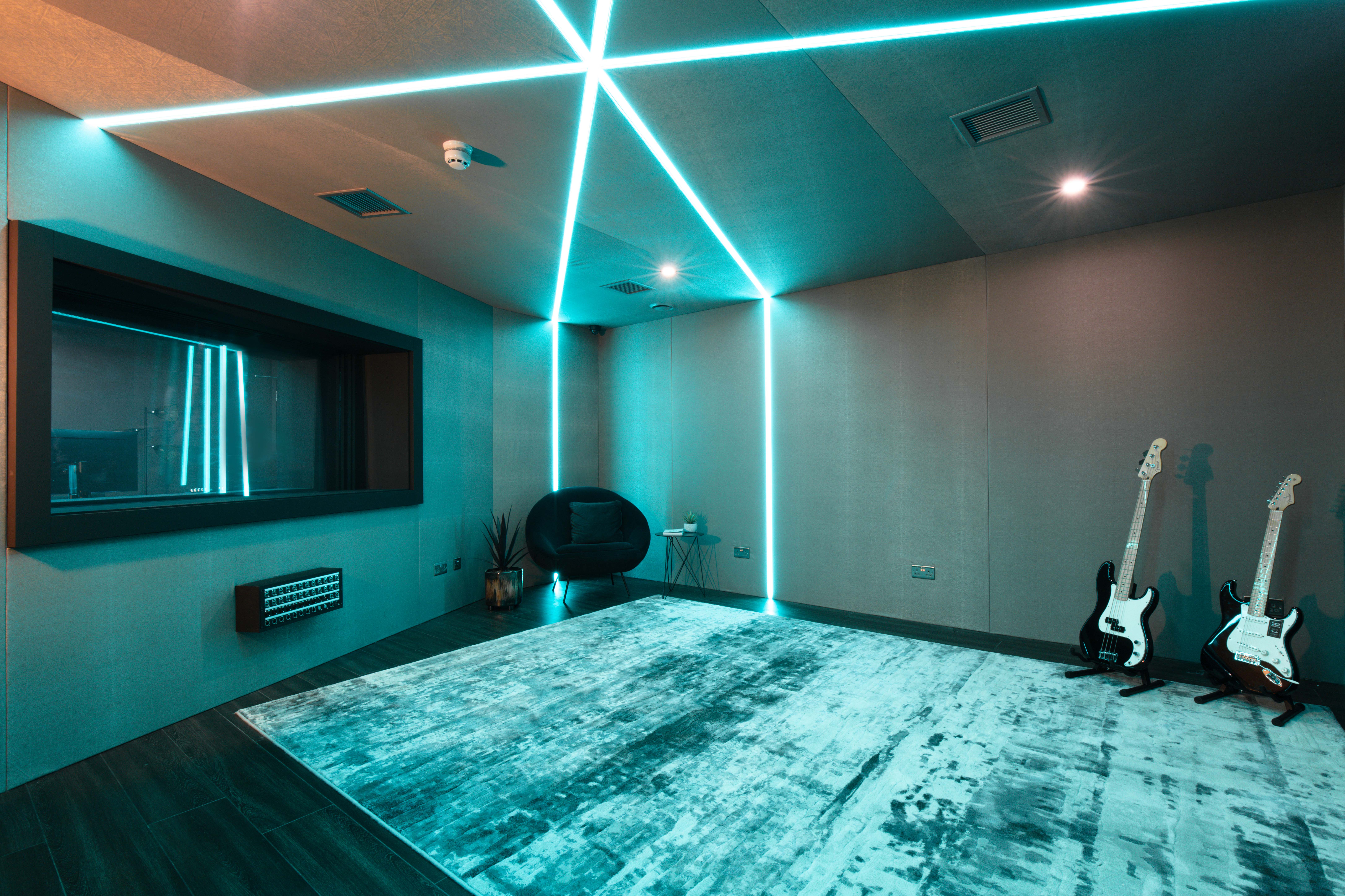 West London Premium Studio - jx0eiybbvtk.JPG