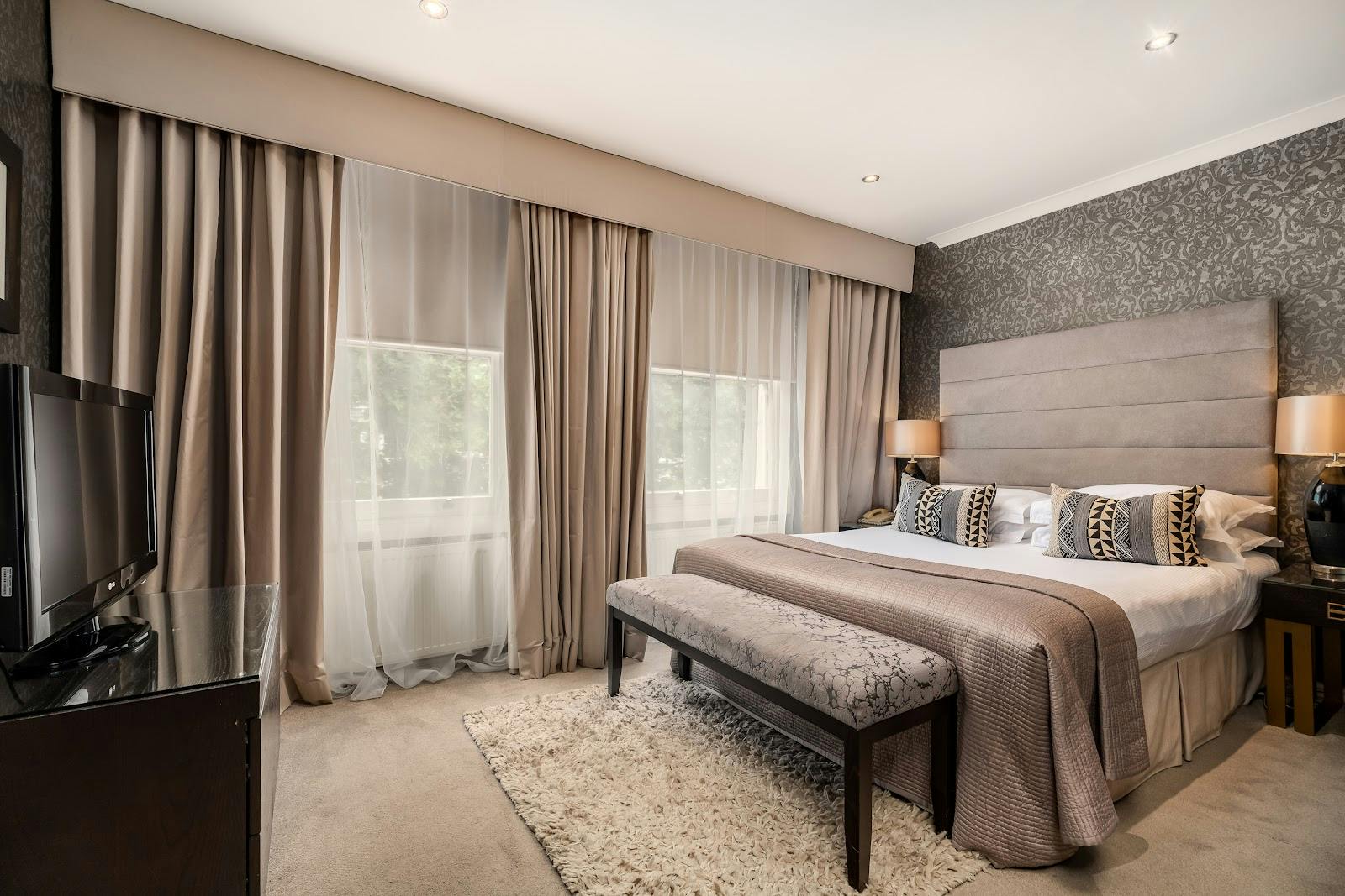 The Beaufort - >The Beaufort Knightsbridge</a>