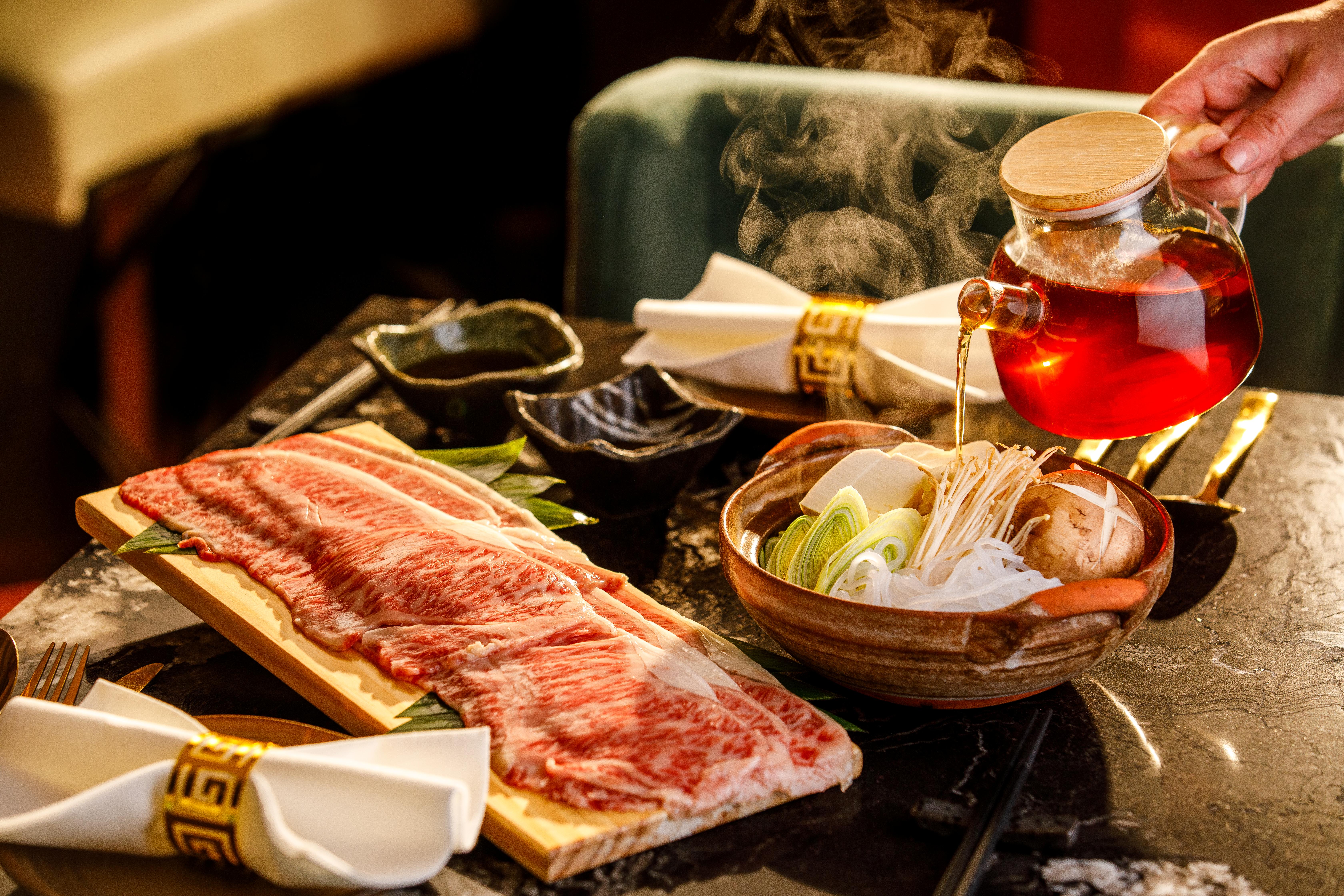 Lacquer Room - 1yabk1ndkcb.jpg