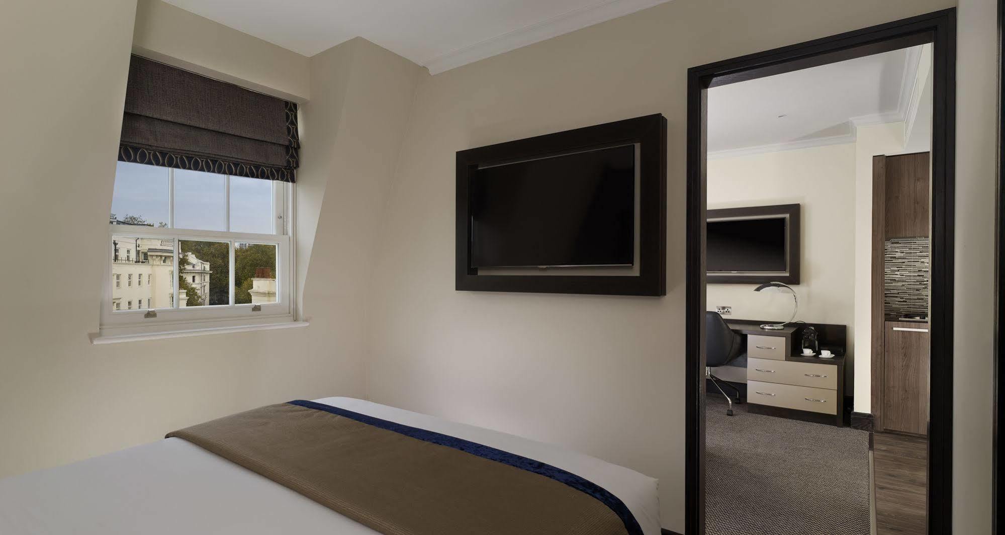 HOTEL WESTBOURNE HYDE PARK ...