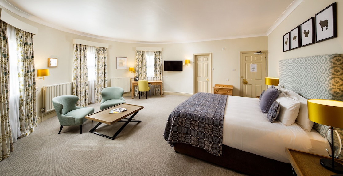 Mercure Gloucester Bowden Hall Hotel ...