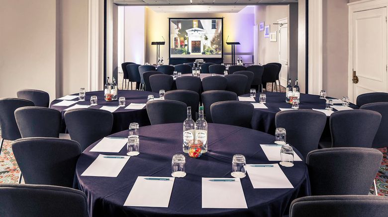 Mercure Gloucester Bowden Hall Hotel ...