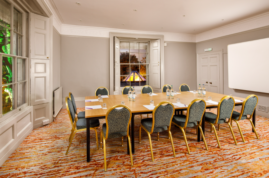 Meeting Gallery - og0accfajb4.png