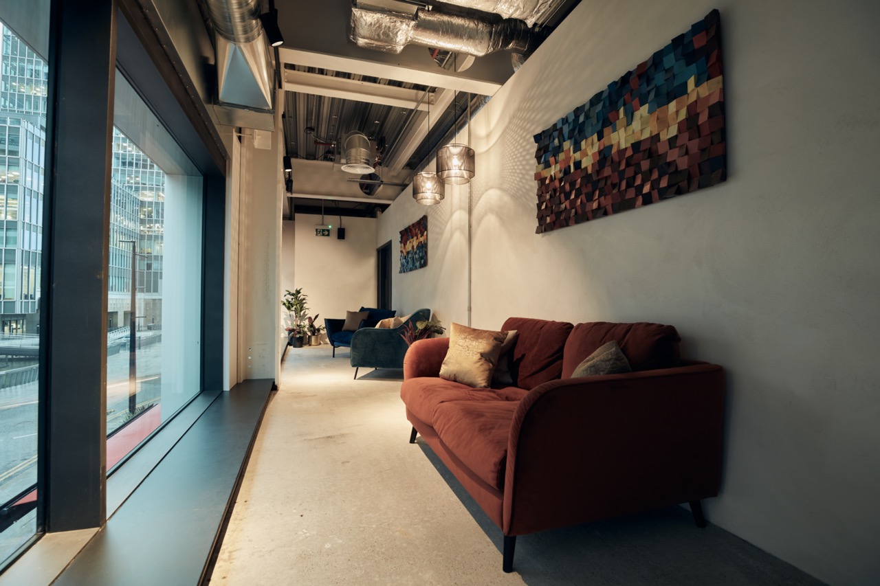 Modern Table Top Podcast Room in Qube for networking and informal meetings.