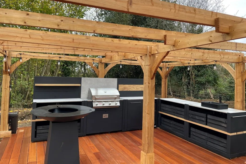 Outdoor Kitchen in Little Marlow ...