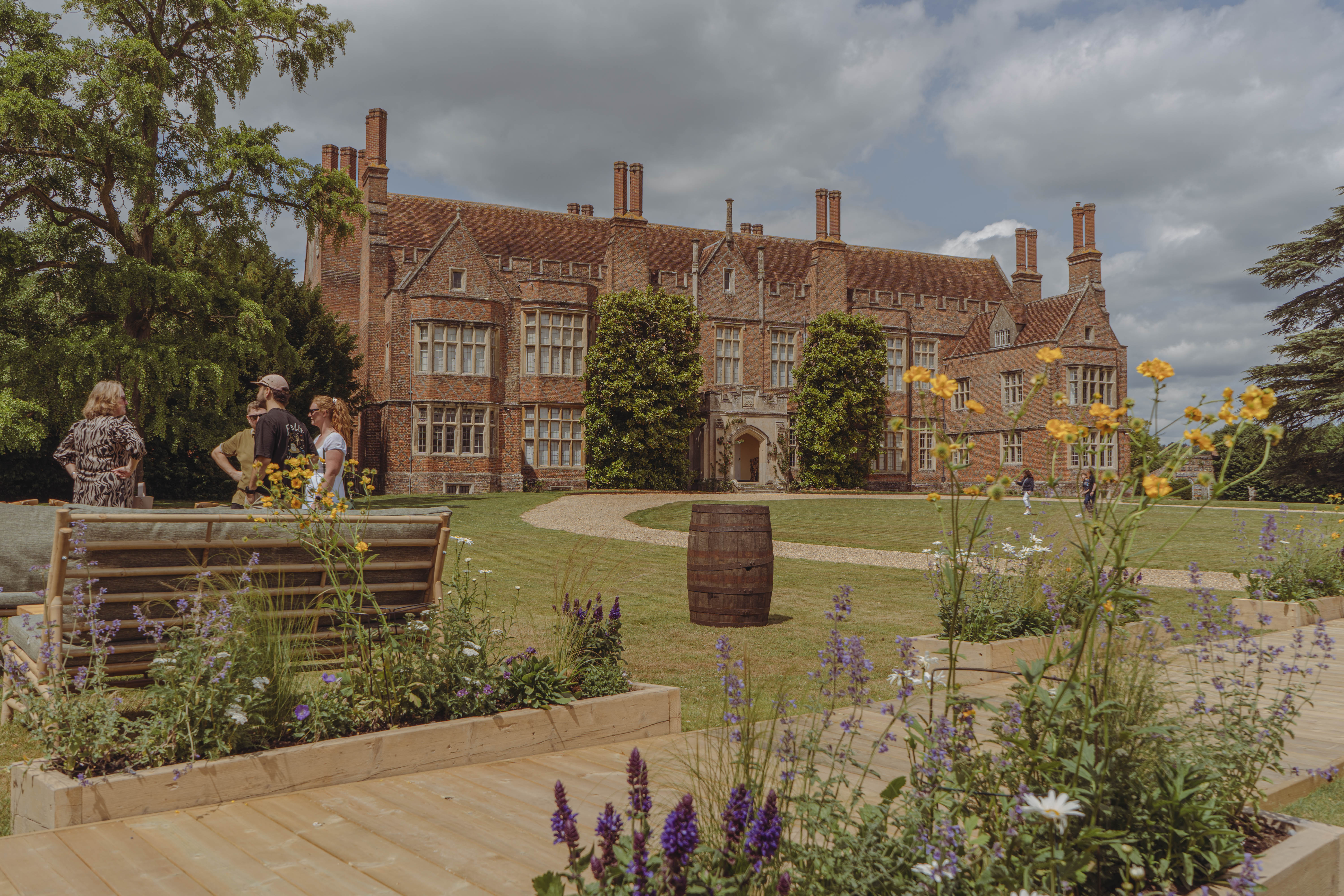 Luxury Tipi venue at Mapledurham, historic backdrop for corporate retreats and weddings.