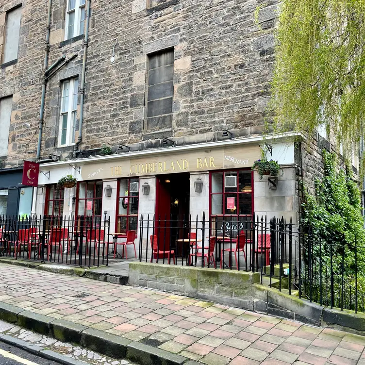 The Cumberland Bar Restaurant ...