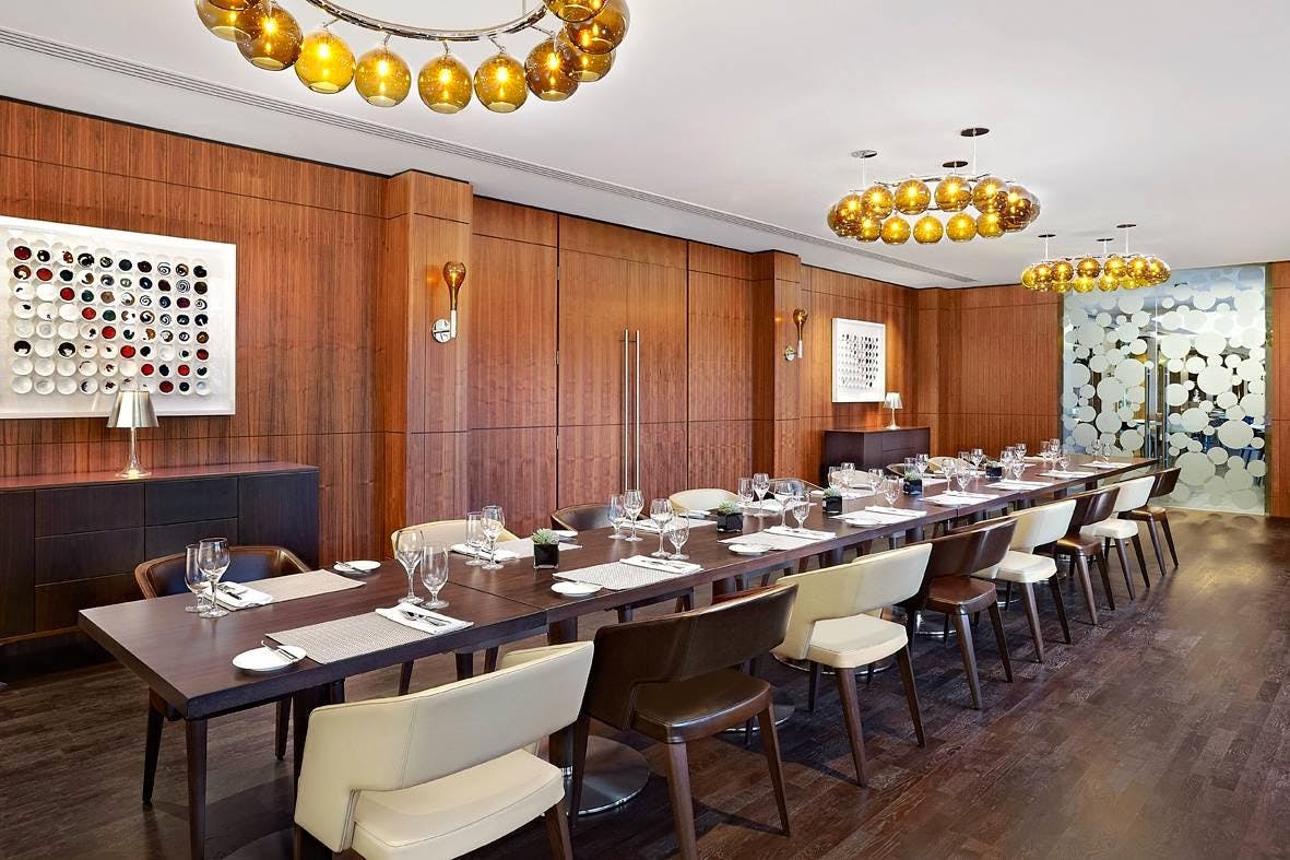 One Square Bar & Brasserie - >One Square</a>