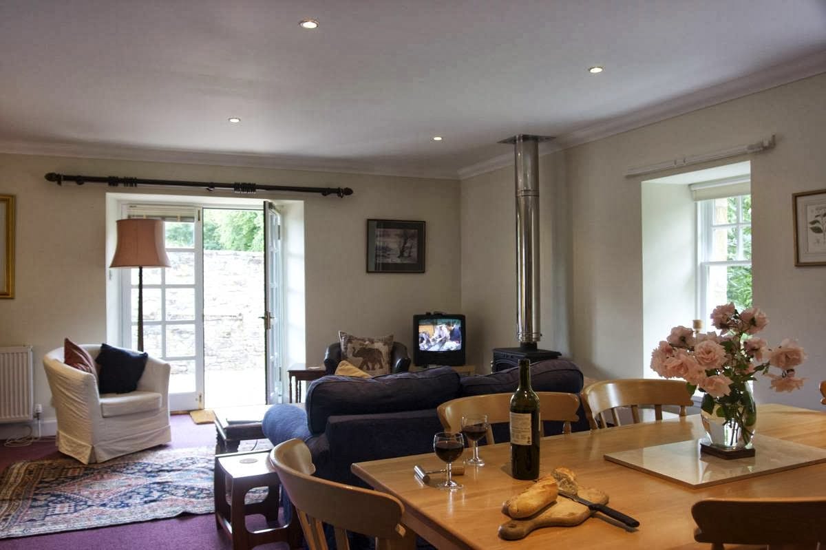 Newhall Estate - >Newhall Estate</a>