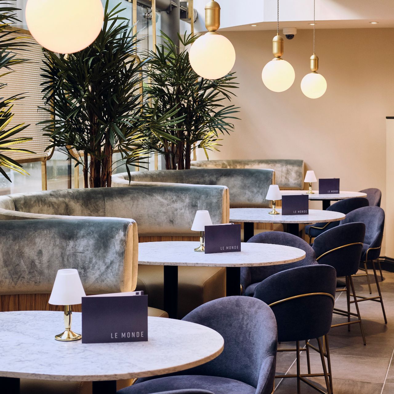 Le Monde Restaurant - Edinburgh ...