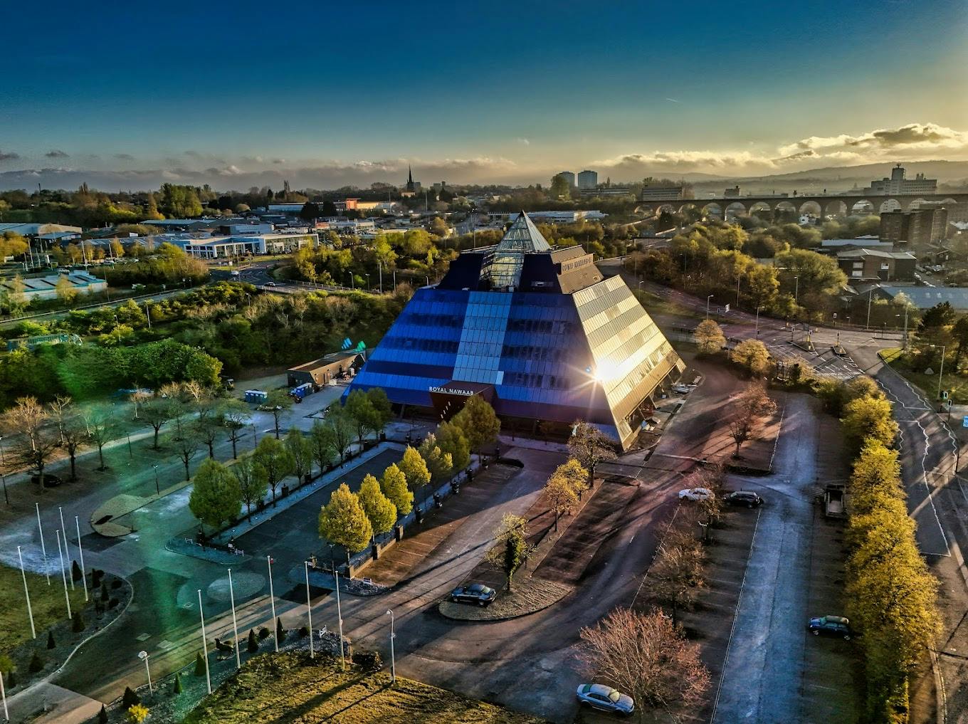 Royal Nawaab Pyramid - >Royal Nawaab Pyramid</a>