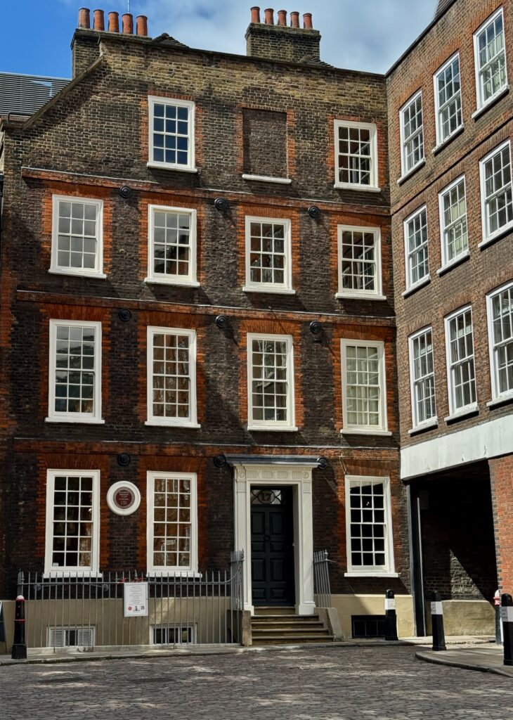 A visit to Dr Johnson's House. – Symbols & Secrets