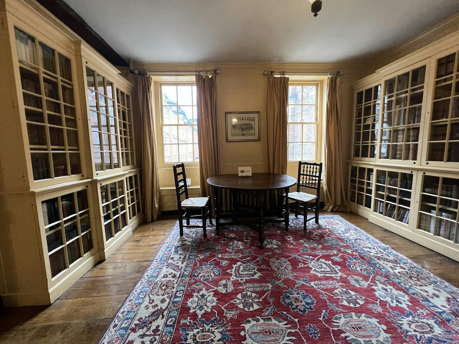 Dr Johnson's House - >Becky T</a>