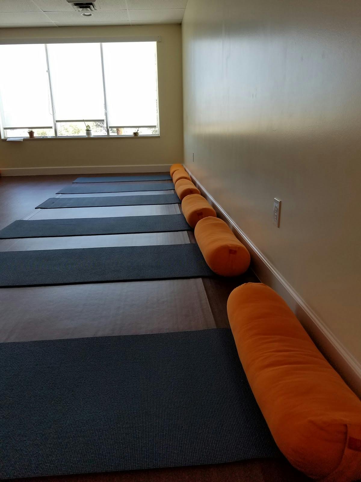 Infinity One Yoga - >Infinity One Yoga</a>
