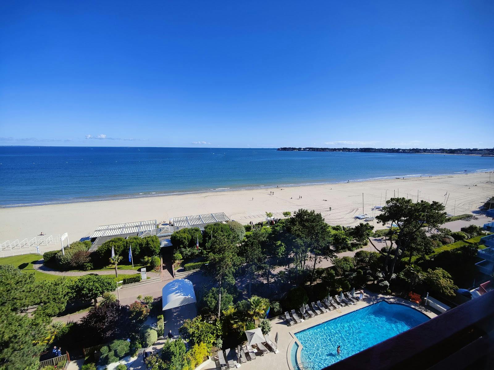 L'Hermitage - >Matthieu Pomiès</a>