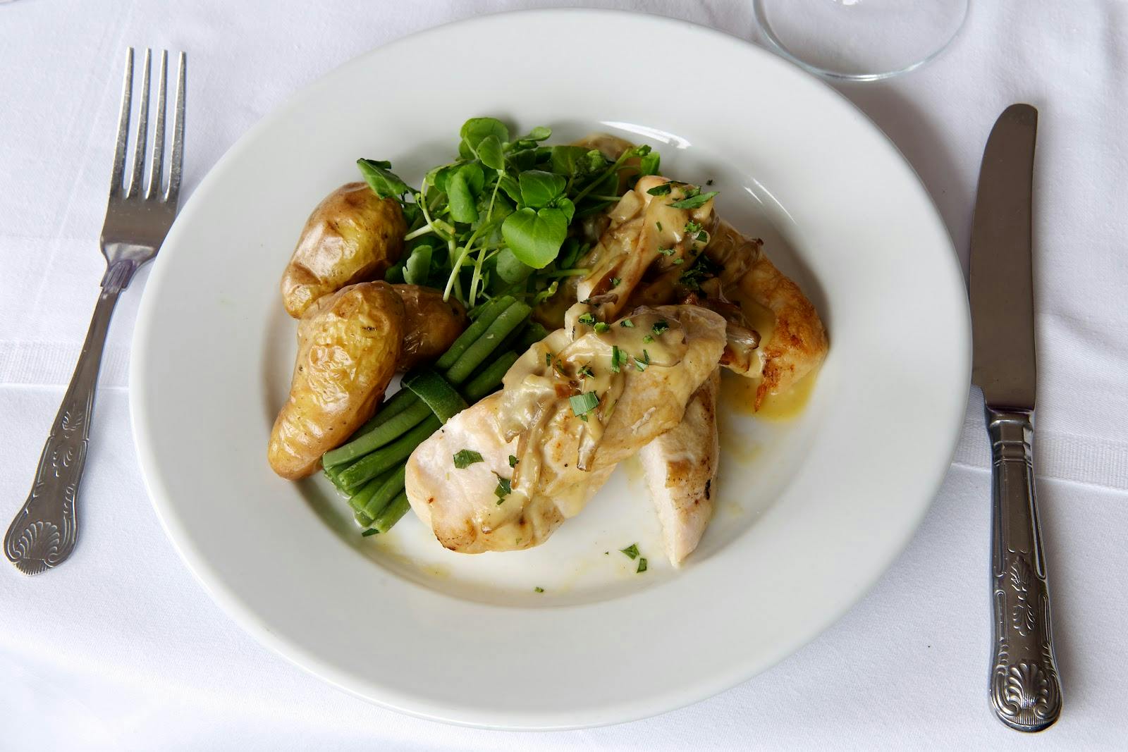 High Elms Golf Course - >High Elms Golf Course</a>