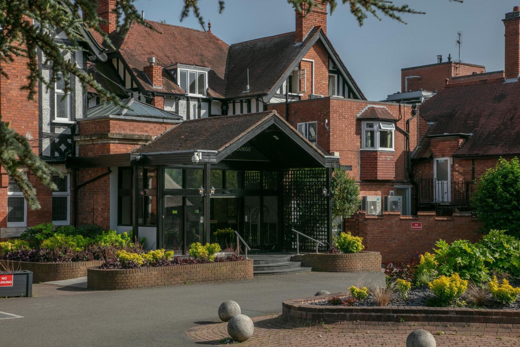 HOTEL CHESFORD GRANGE | ???? | KENILWORTH, UNITED KINGDOM | SEASON DEALS  FROM £148