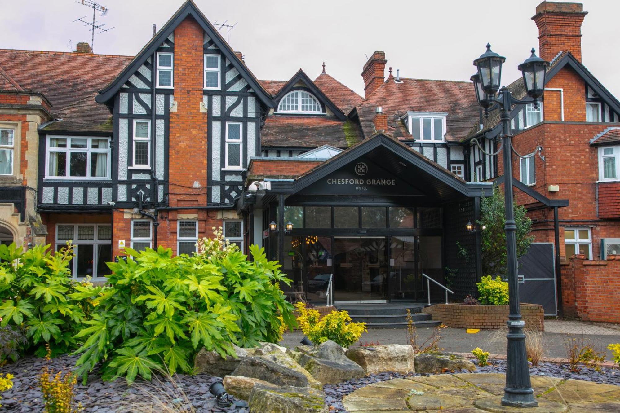 HOTEL CHESFORD GRANGE | ???? | KENILWORTH, UNITED KINGDOM | SEASON DEALS  FROM £148