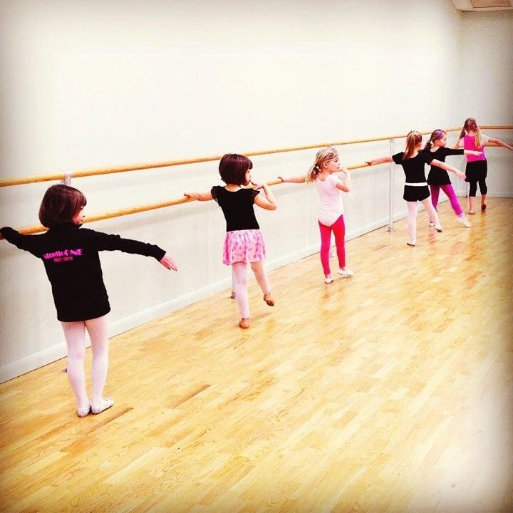 StudioONE dance studio with floor-to-ceiling mirrors for professional dance training classes.