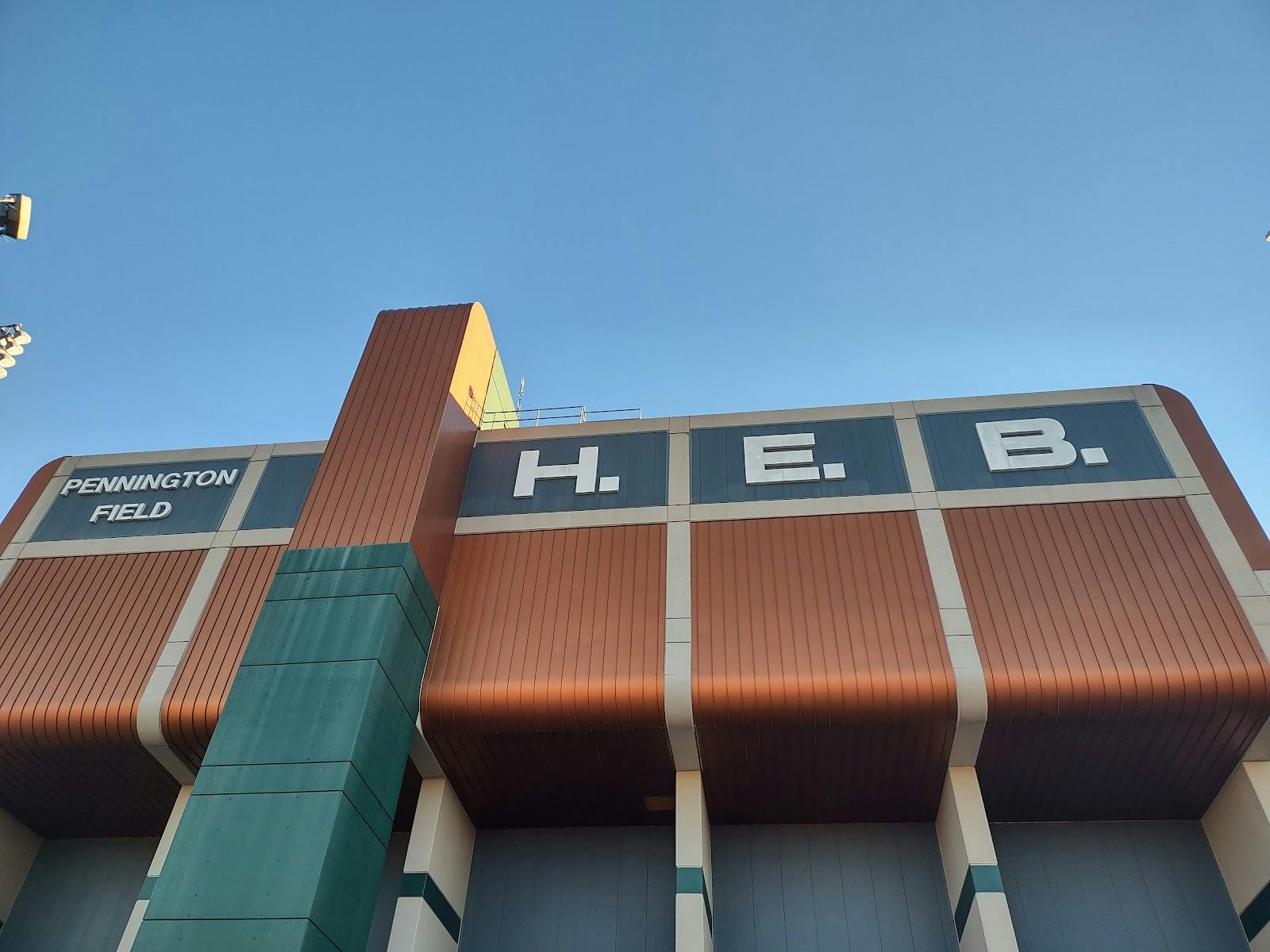 Pennington Field - >Jon McConathy (#TapeDeckSoul)</a>