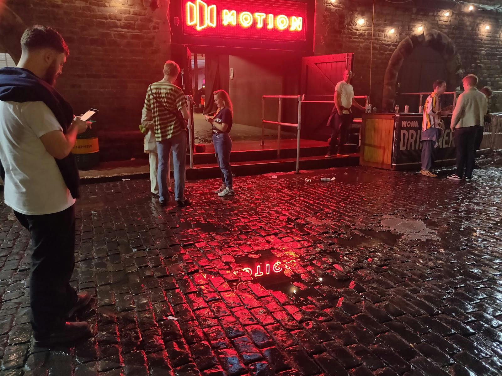 Motion - >Stef Craig</a>