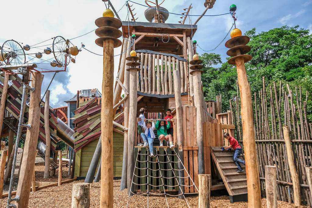 This Enormous Indoor And Outdoor Play Area Is The Perfect Kids' Day Out