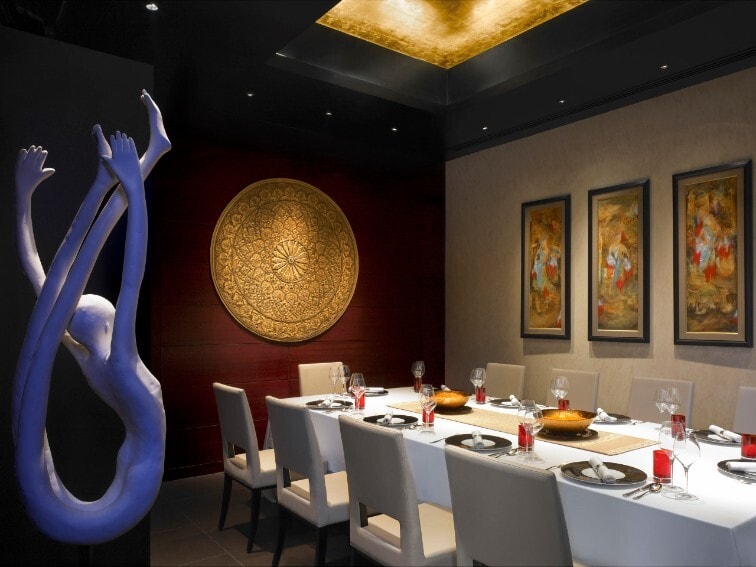 Longchamp (Taj Mahal New Delhi) in Defence Headquarter,Delhi - Best Banquet  Halls near me in Delhi -