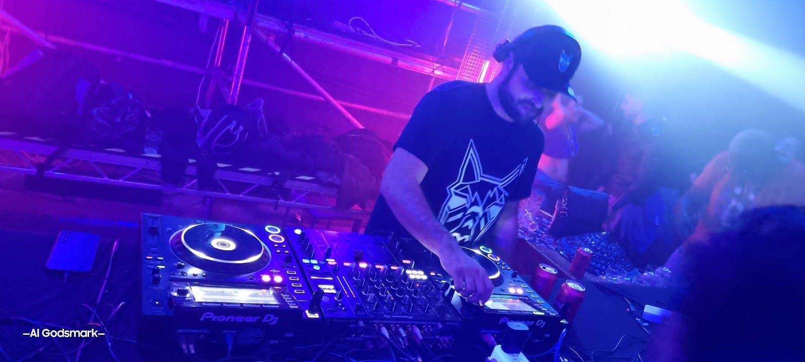 UNIT 58 - >Al Godsmark</a>