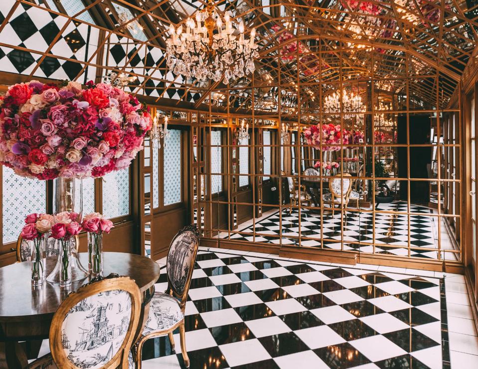 11 Cadogan Gardens - image 3