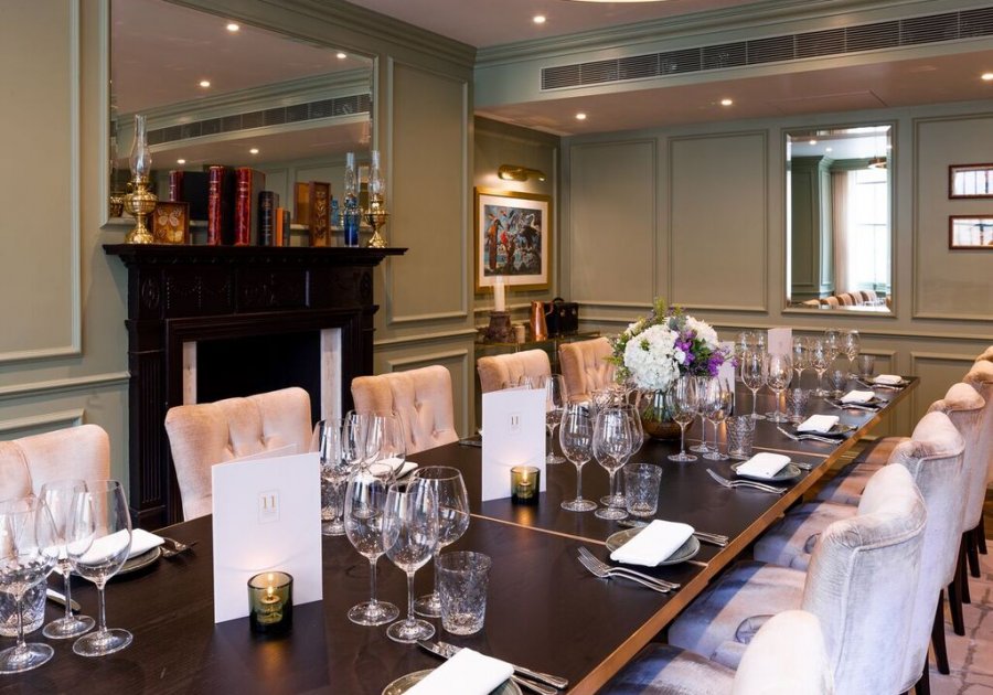 11 Cadogan Gardens - image 3