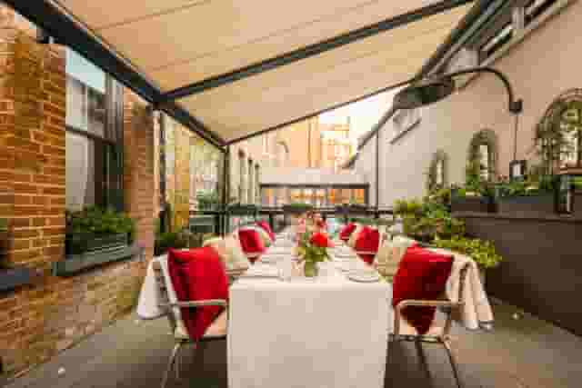 11 Cadogan Gardens