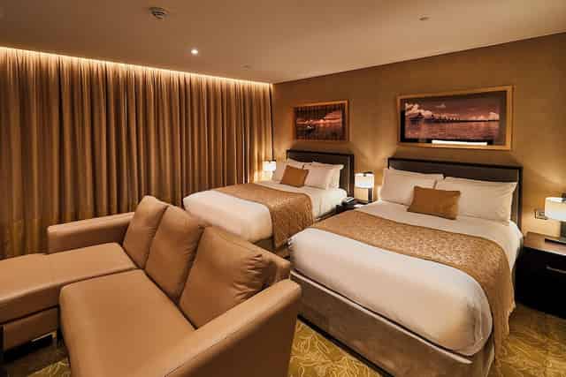 Rooms and Suites