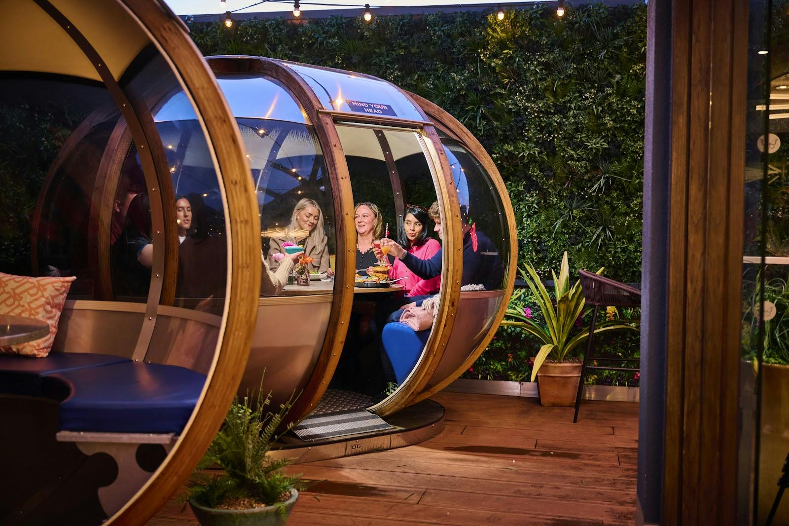 Sky Bar and Restaurant - Secret Garden - >Sky Bar &amp; Restaurant</a>