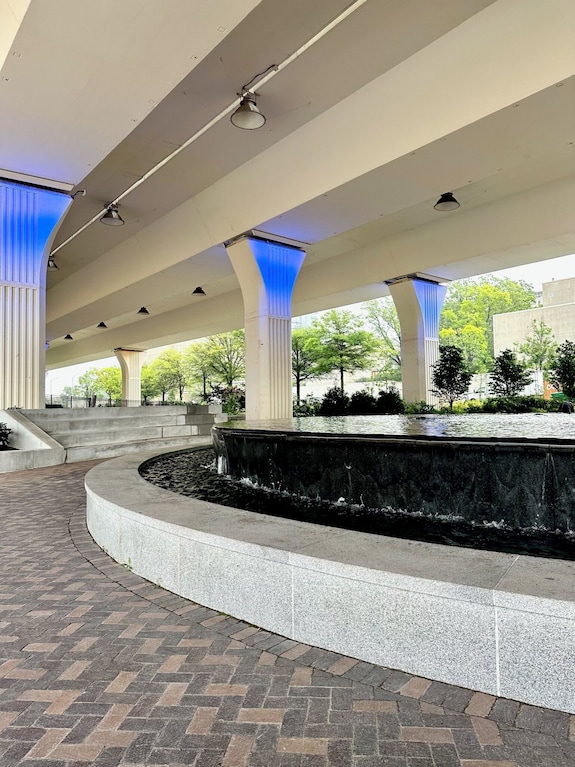 Birmingham Convention Center outdoor breakout space with water feature for networking events.