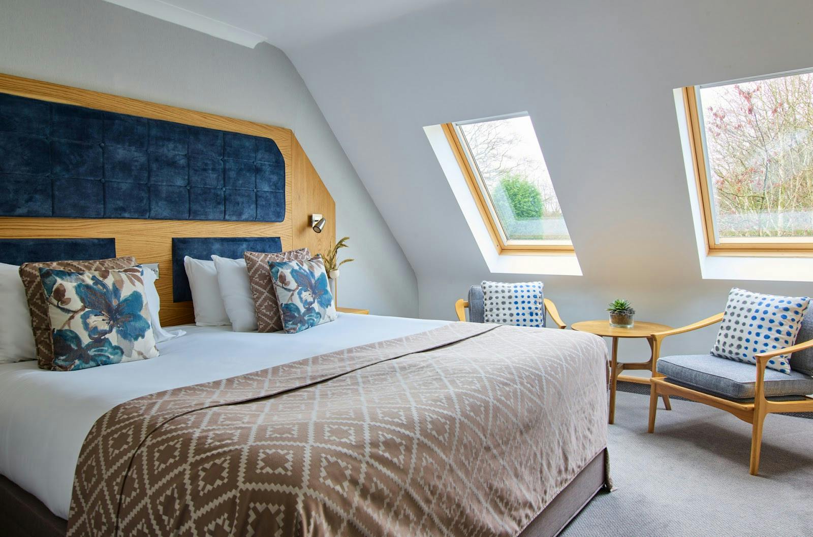 The Fairlawns Hotel & Spa - >Fairlawns Hotel and Spa</a>