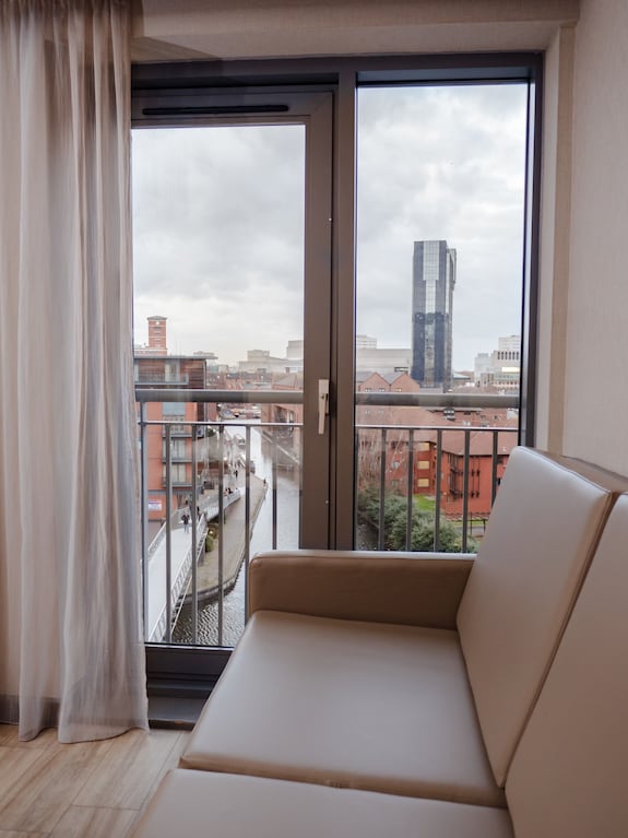 AC Hotel by Marriott Birmingham, Birmingham: Hotel Reviews, Rooms & Prices | Hotels.com