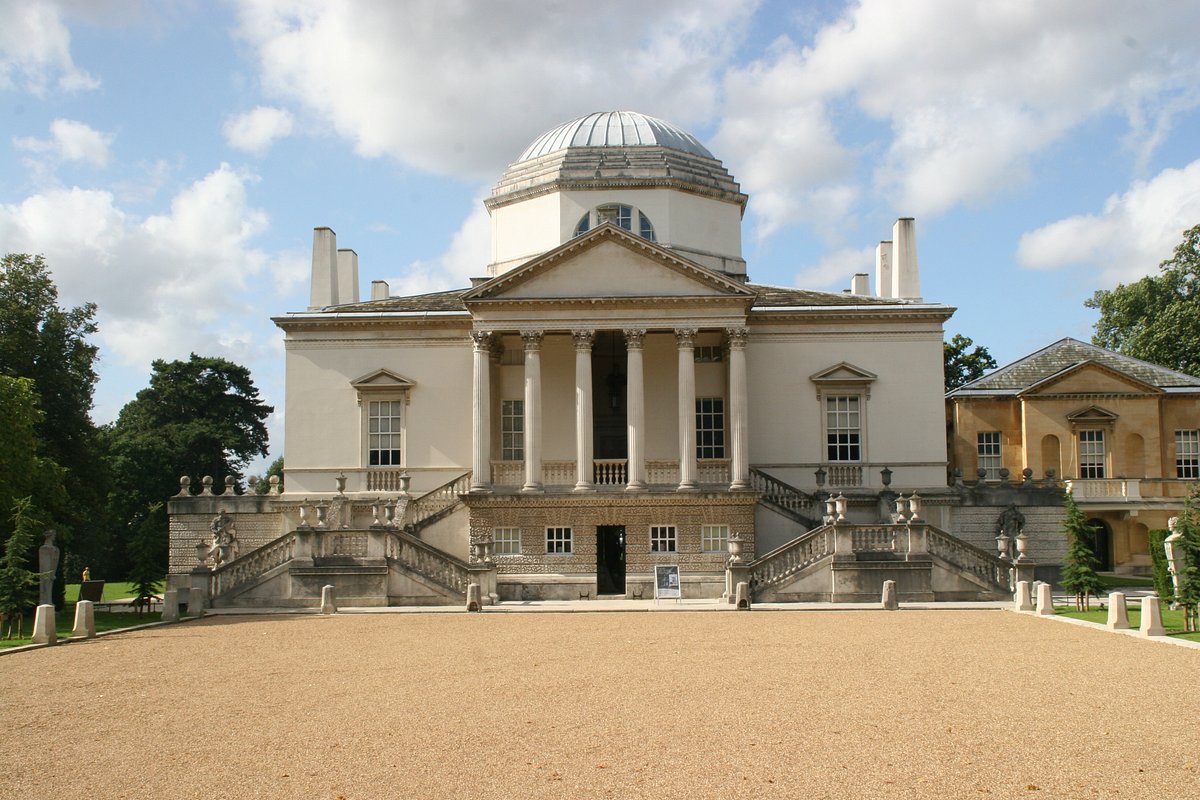 Chiswick House facade, an elegant Georgian venue for upscale events and gatherings.