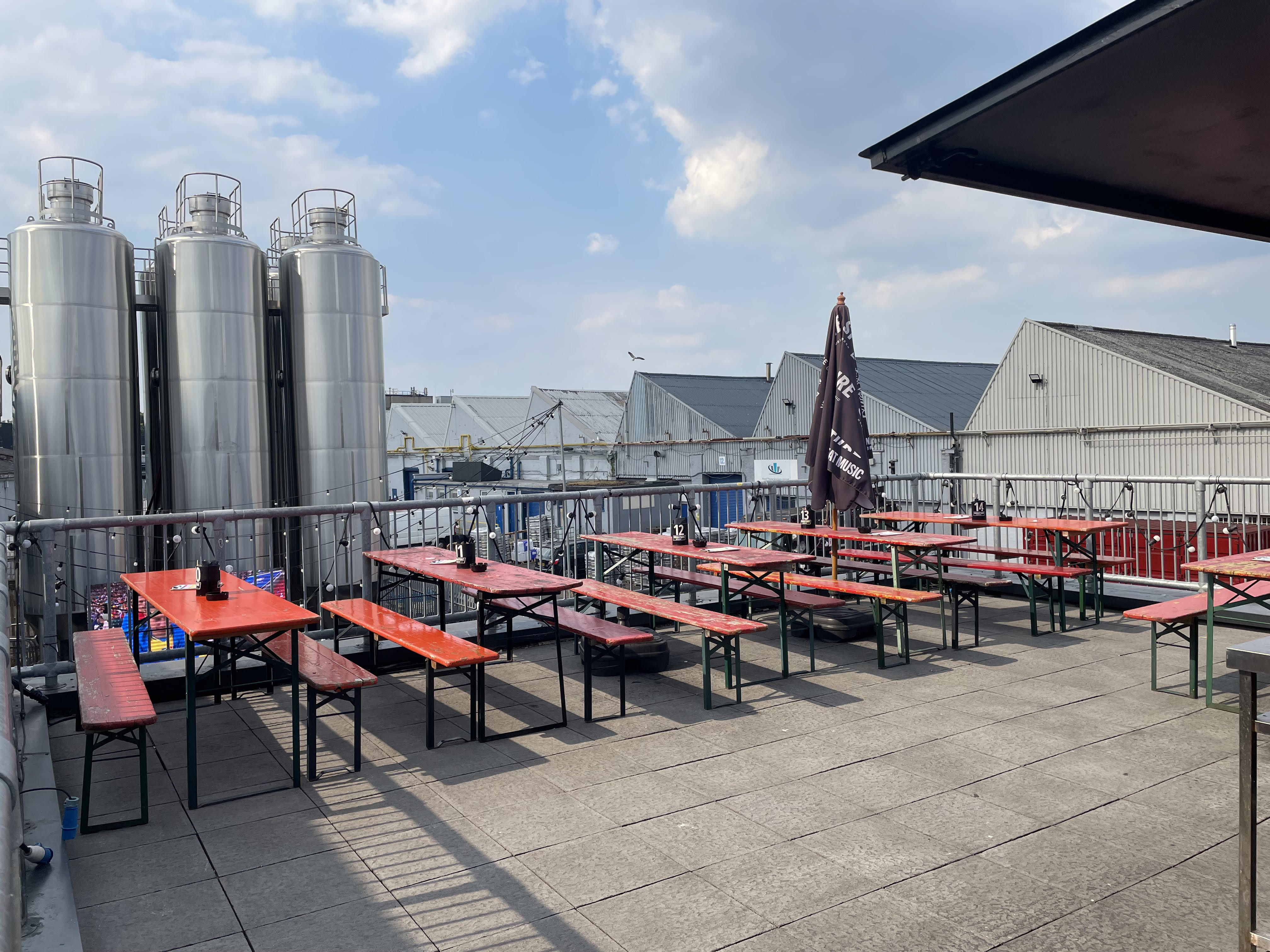 Roof Terrace - ged2ithidiw.jpg