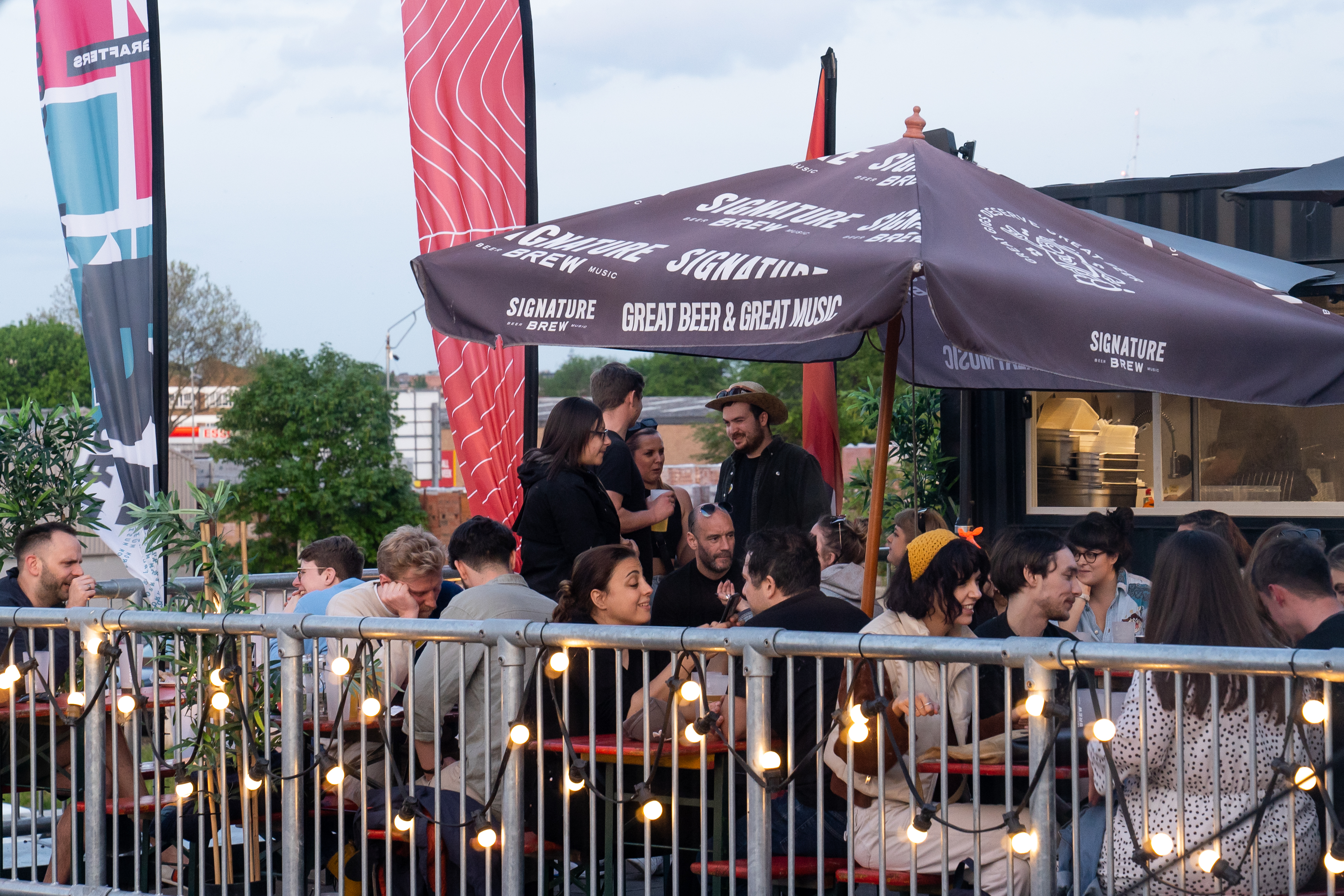 Roof Terrace - l4mmxlwx1l1.jpg