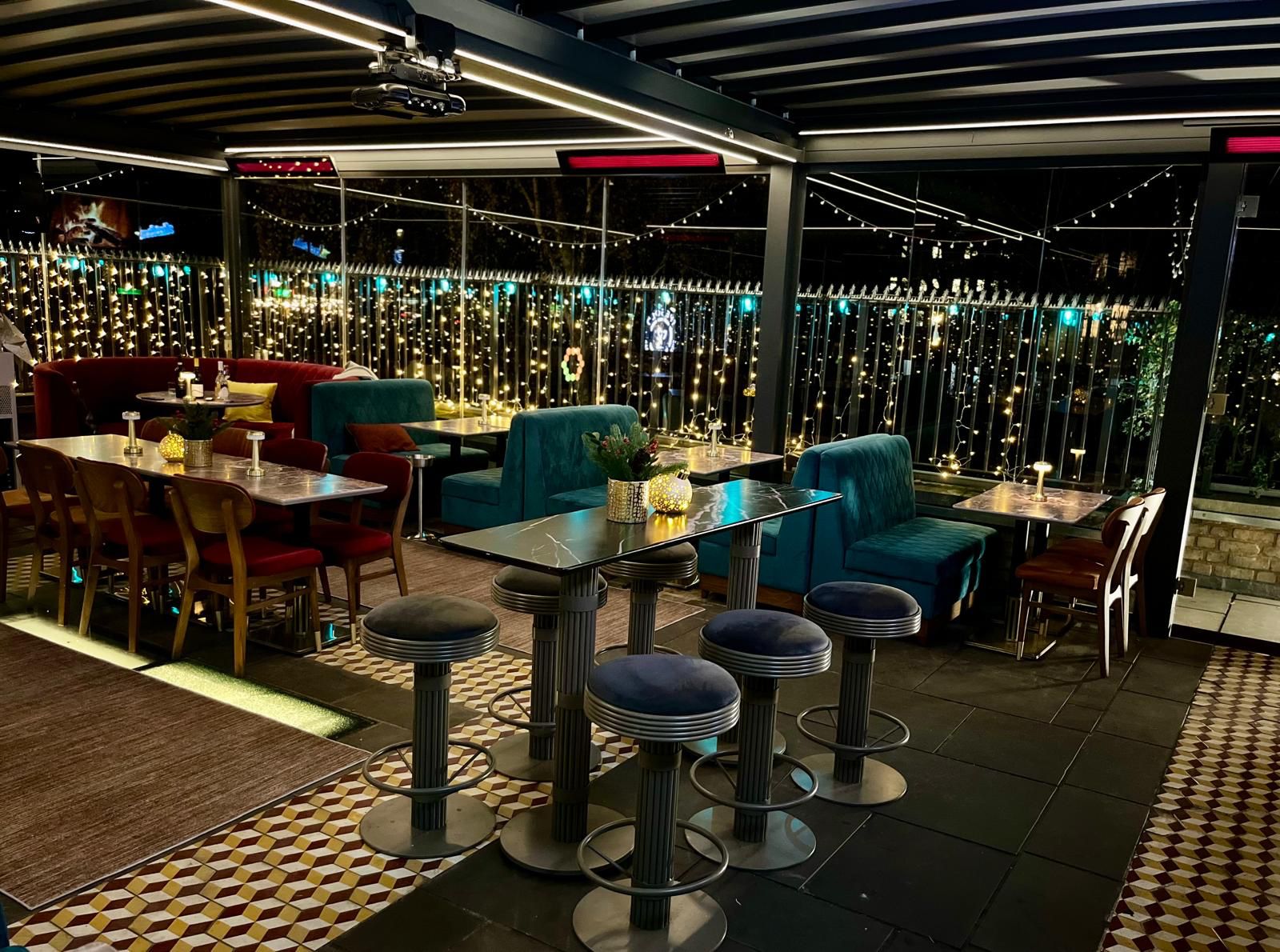 Roof terrace - 1ab676fb-05d1-4e7c-8afa-cc95c07f2bf9.jpg