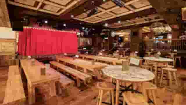 Live music bar