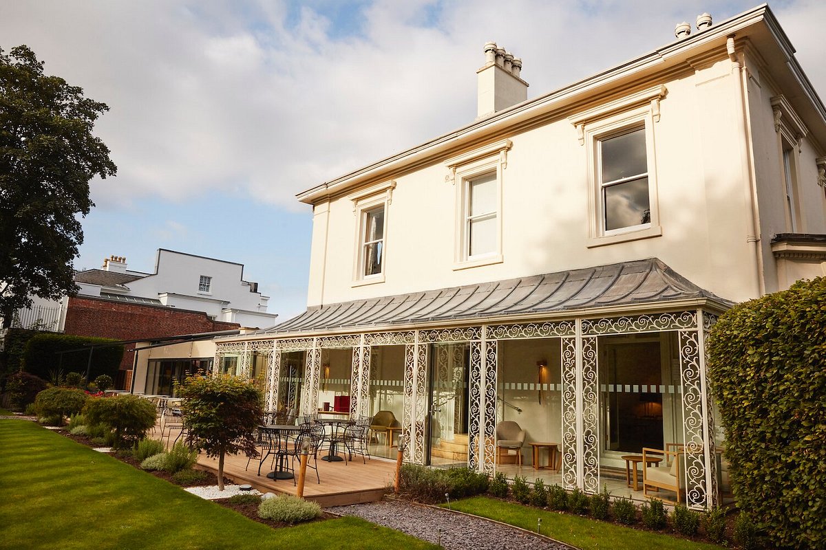 SIMPSONS RESTAURANT, Birmingham ...