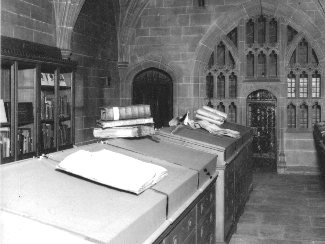 medieval St Marys Guildhall