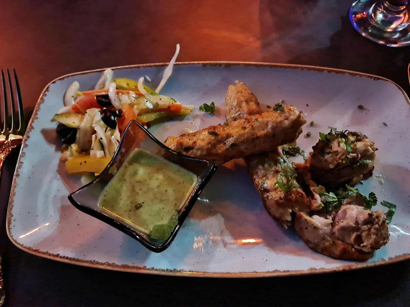 Royal Shalimar - >Moe Nawaz</a>