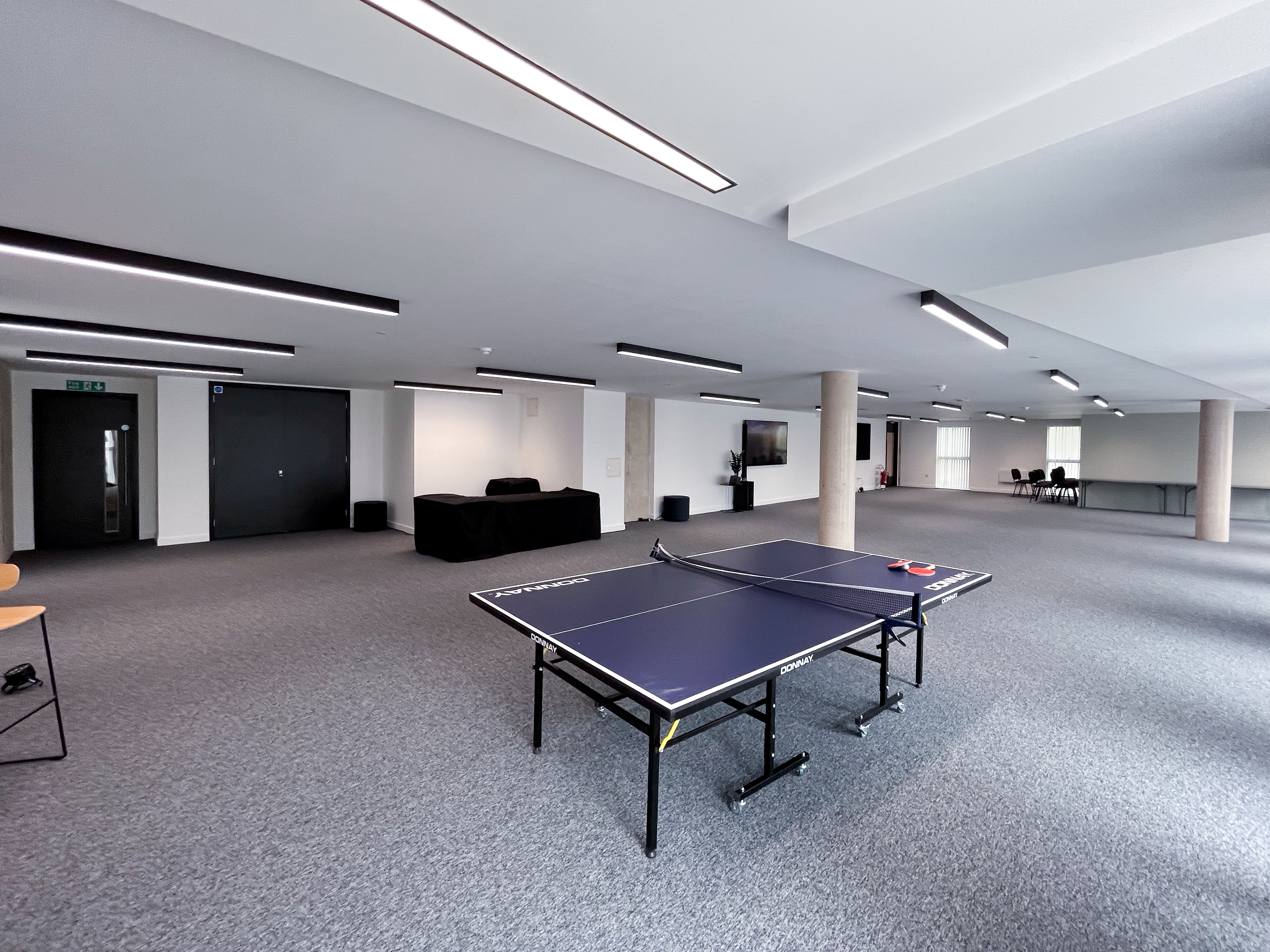 01. Conference Space - fji4nowc53g.jpg