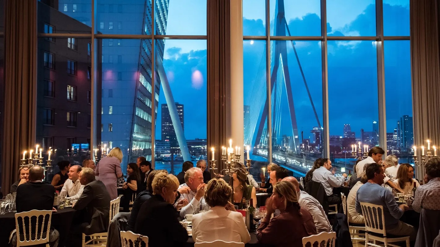 Maasfoyer - xgdsy2fnofp.jpeg